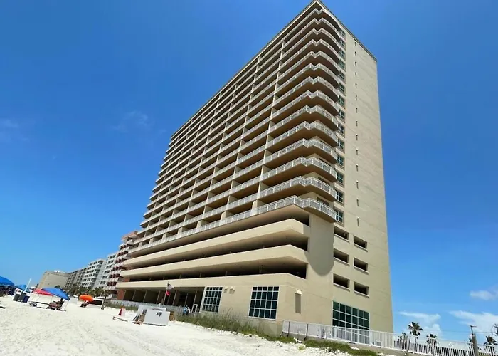 Apartment 2br Front With Amazing Views