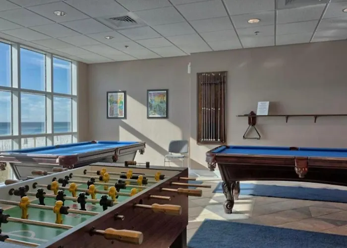 2br Front With Amazing Views *